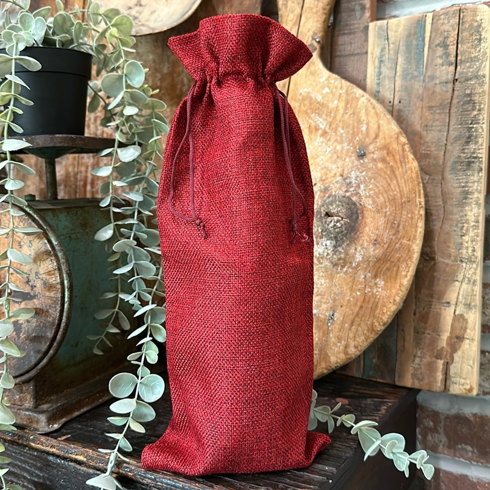 NWOT Red Burlap Wine Bag with Drawstring